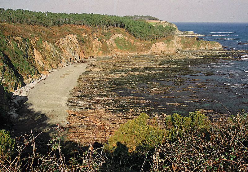 playa de cambaredo asturias