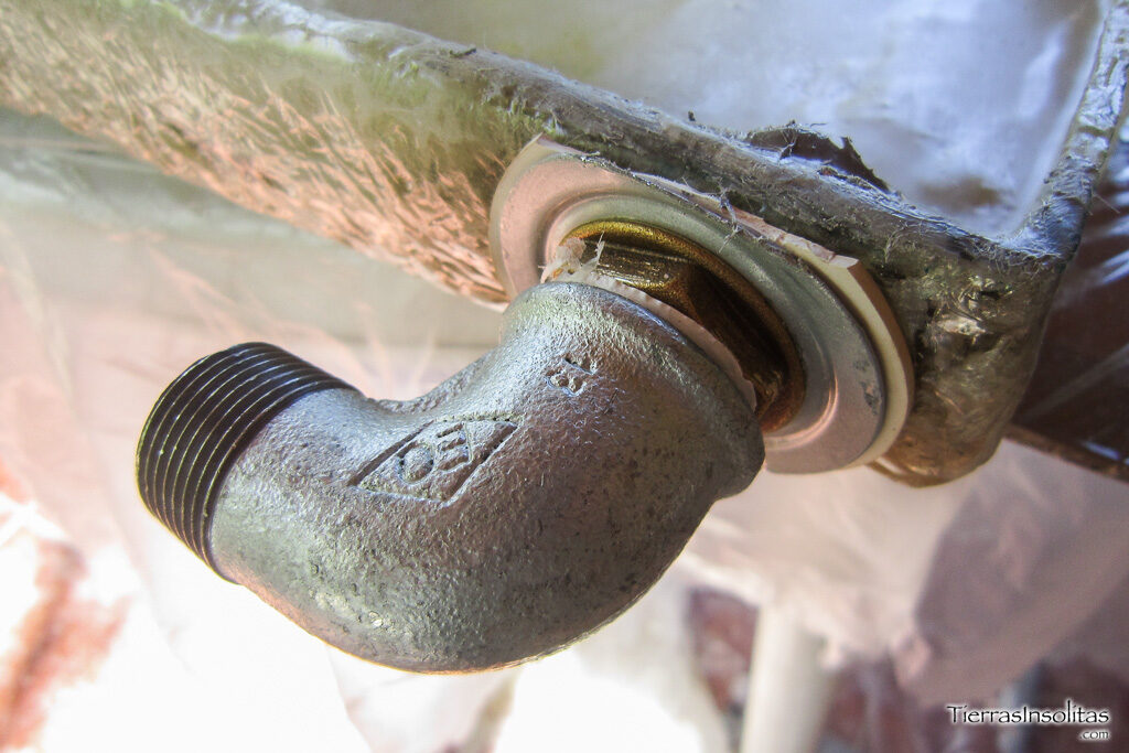 racor de vaciado depósito grises