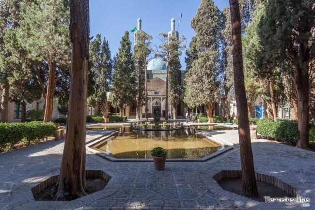 mausoleo shah nematollah vali shrine mahan